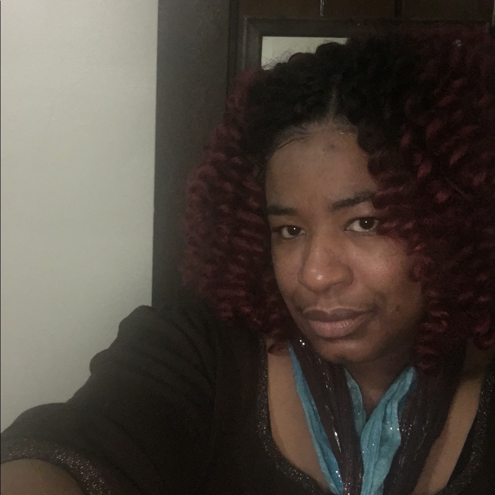 Meet your Posher, Yulanda